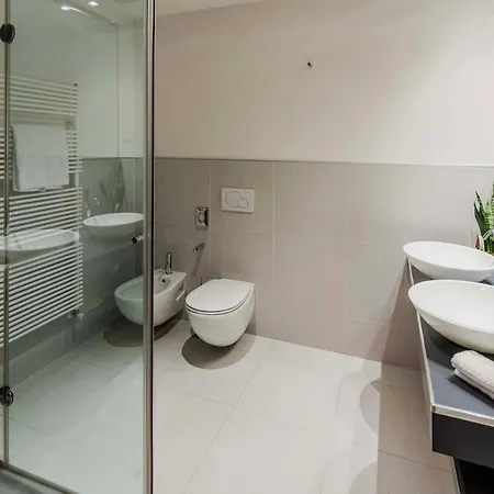 Portus Apartment